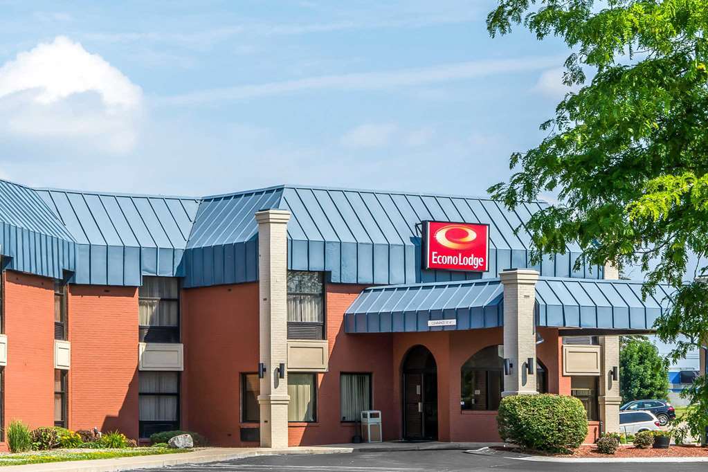 Fairbridge Inn & Suites Fort Wayne Exterior photo